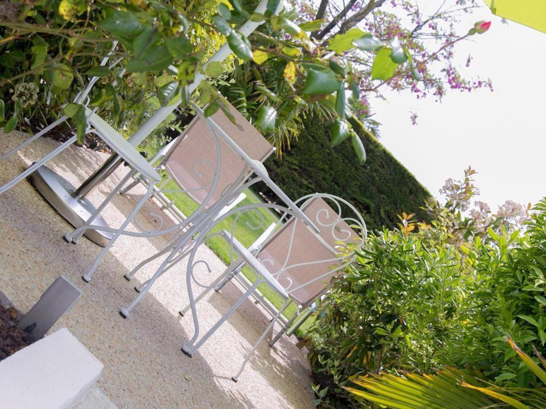 Locations De Vacances Le Clos Rhea Saint-Martin-de-Ré Pokoj fotografie